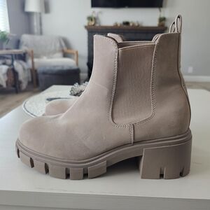 MIA Chunky Ankle Boot in Taupe
